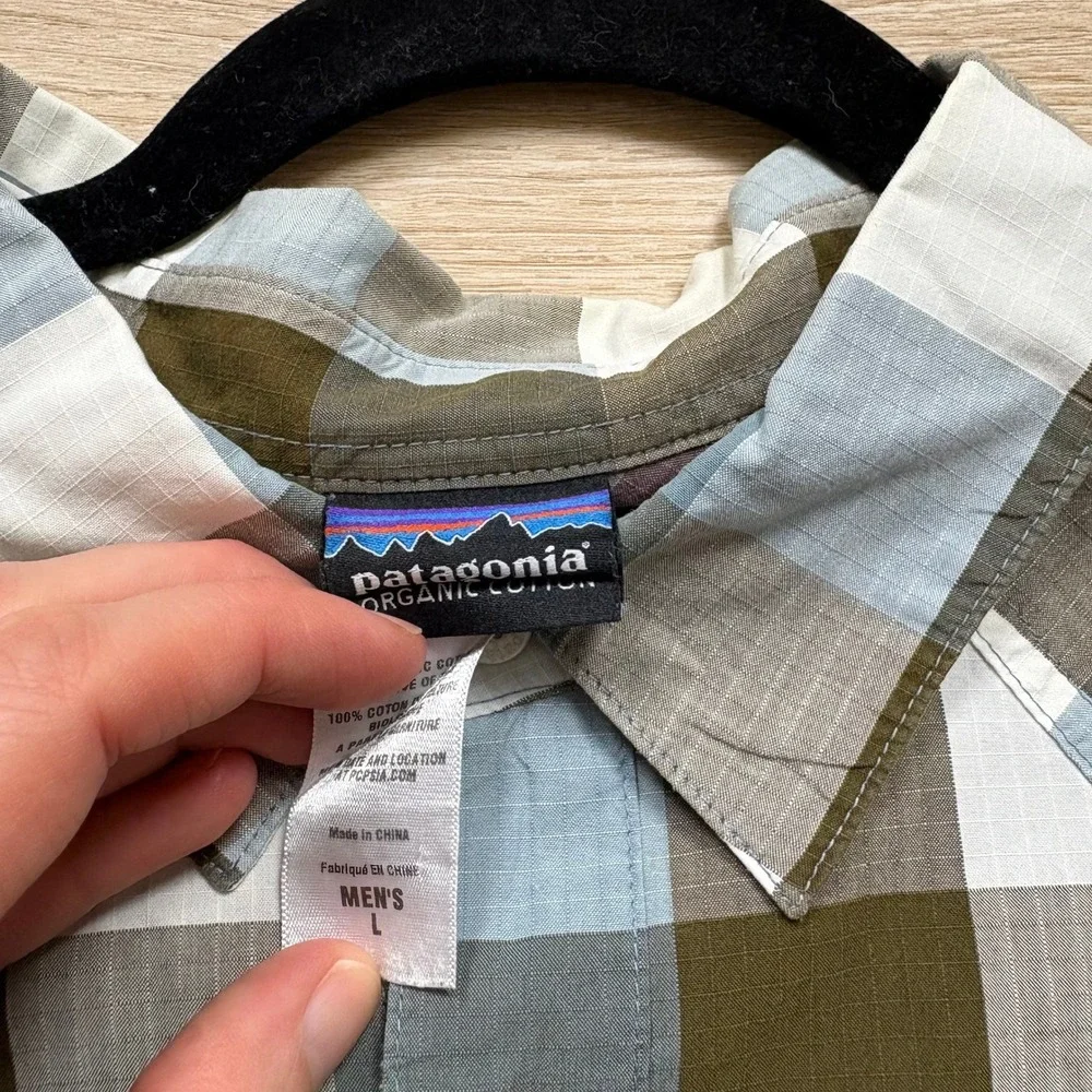 Patagonia Plaid Western Long Sleeve Button Up Shirt Men's Large‎ - Picture 3 of 4